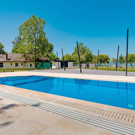 Napfény By Hellobalatonlelle Balatonlelle