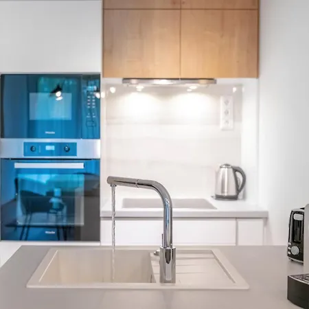 公寓 Napfeny By Hellobalatonlelle