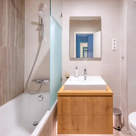 Appartement Napfény By Hellobalatonlelle